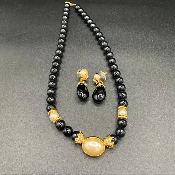 Vintage Avon Black Plastic and Faux Pearl Necklace and Pierced Earrings Set - Picture 7 of 14